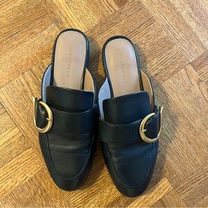 Aerosoles Grandprix Slip On Black Leather Gold Buckle Loafer Mules Size 7.5